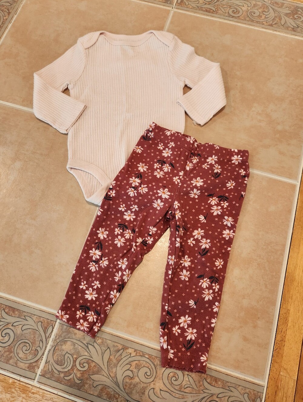 12 Months Girls Leggings Outfit